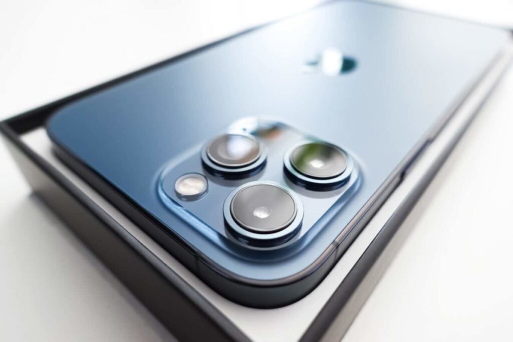 iPhone 12 Pro – Mint Condition